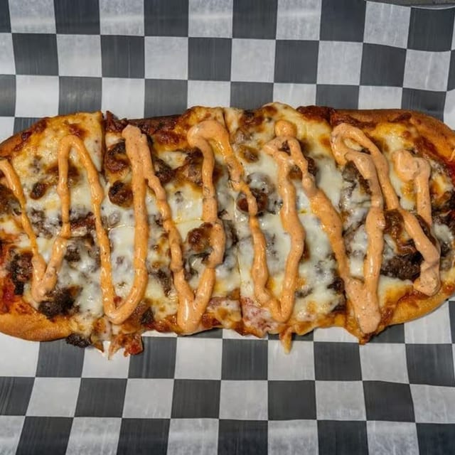 Bacon Cheeseburger Flatbread.